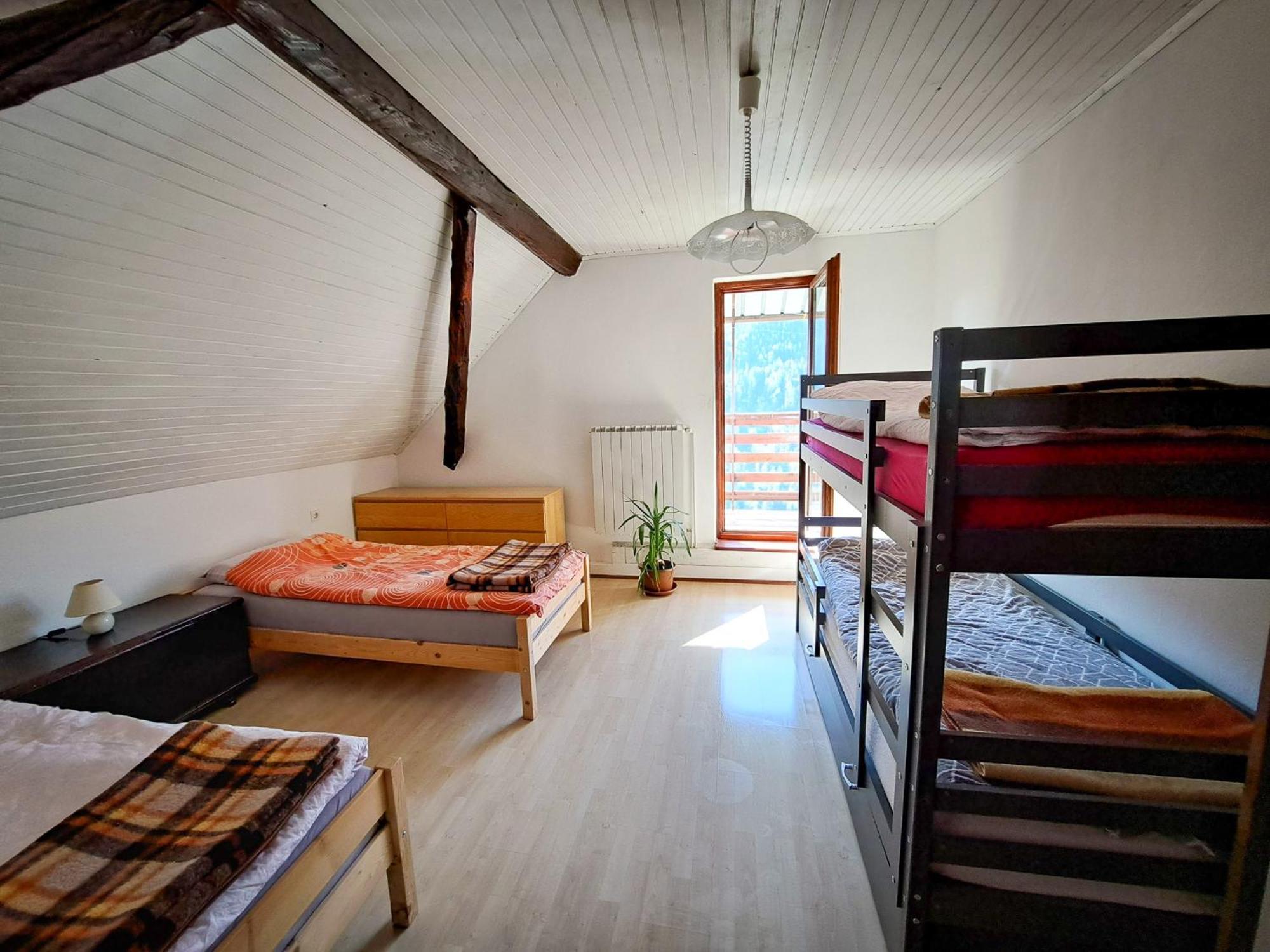 Hikers Hut Hisar Apartment Podbrdo Ngoại thất bức ảnh